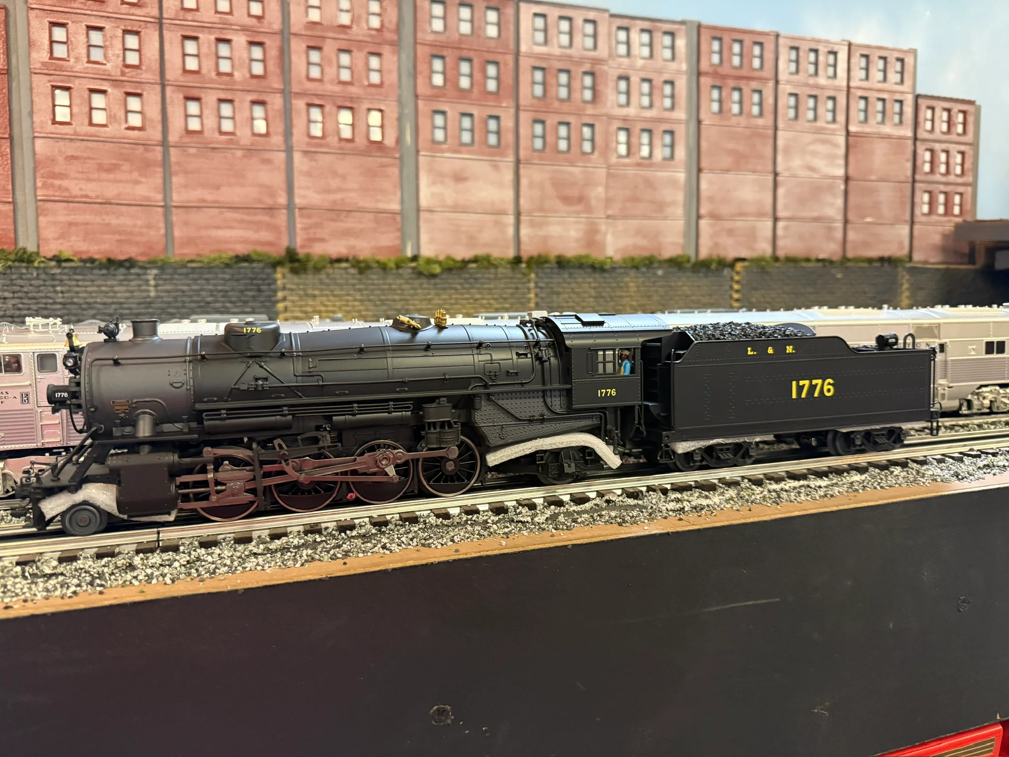 Lionel 2531100 - Legacy USRA Heavy Mikado Steam Locomotive "Louisville & Nashville" #1776 - Image 3