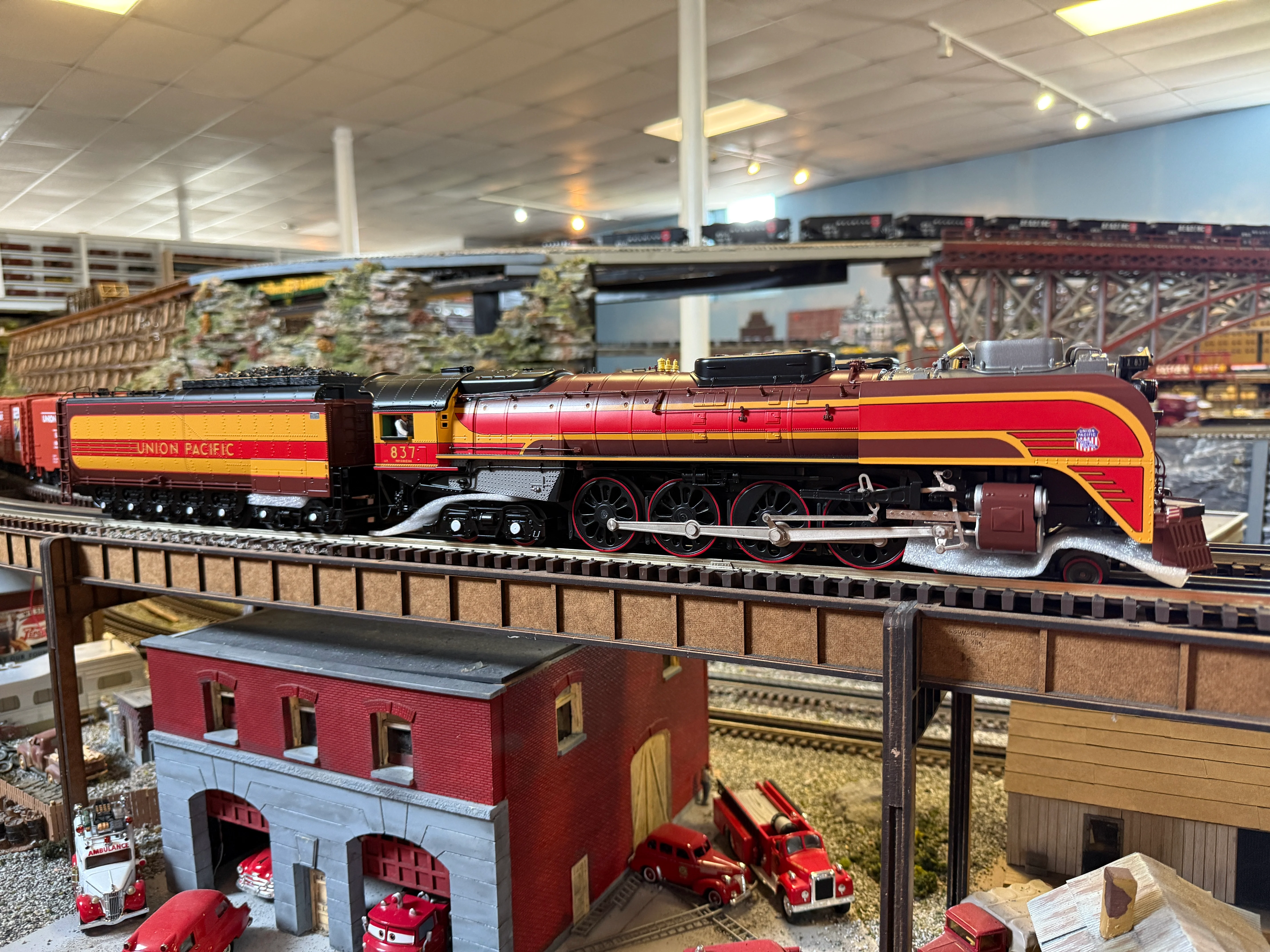 MTH 20-3968-1 - FEF 4-8-4 Northern Steam Engine "Union Pacific" #837 w/ PS3 ('49er Scheme) Coal - Custom Run for MrMuffin'sTrains - Image 3