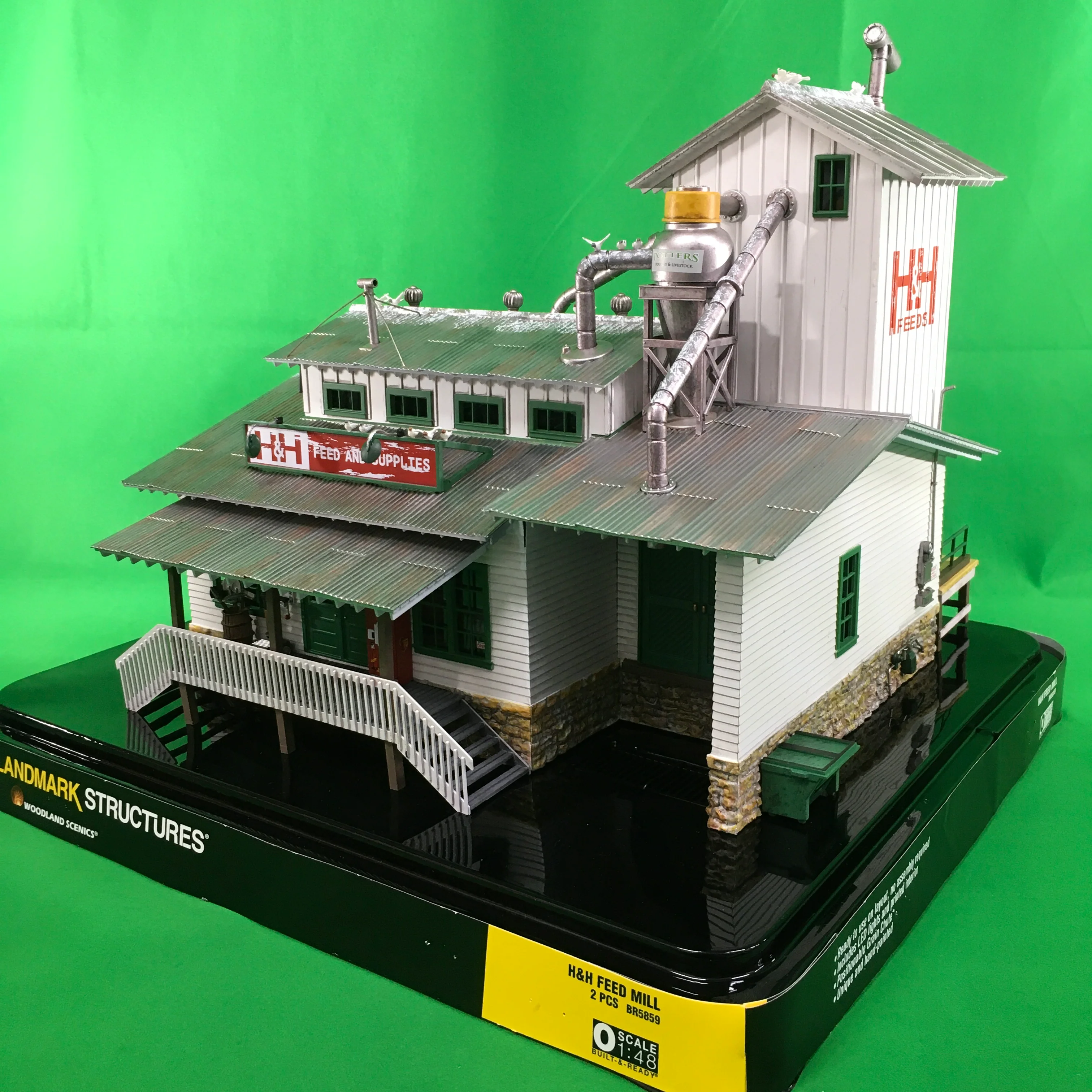 Woodland Scenics BR5859 - H&H Feed Mill - Image 8